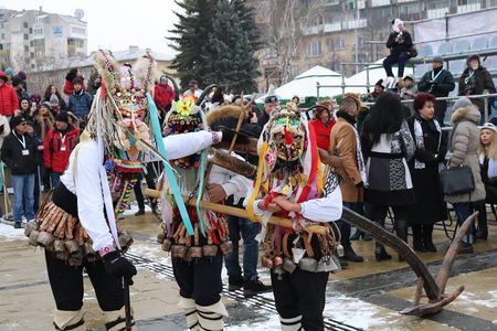 Заради безпрецедентната водна криза в Перник! Международният кукерски фестивал "Сурва 2020" се отменя