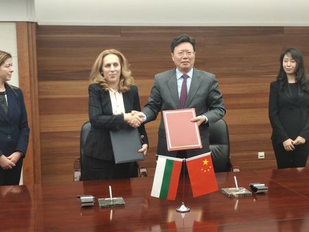 Вицепремиерът Марияна Николова: Търговското сътрудничество между България и Китай устойчиво нараства