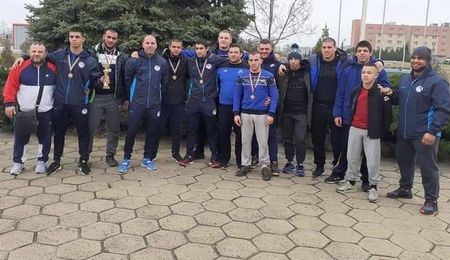 Отличен старт на годината за борците от „Черноморец Бургас“