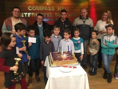 За тринадесети път в Бургас се организира шахматният мемориал „Купа Янко Гюзелев“