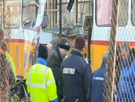Кой е виновен за верижната катастрофа на трамваи в София
