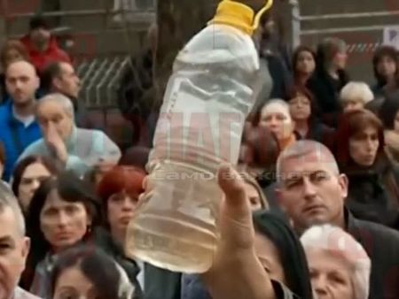 Нов протест заради водната криза в Перник, искат оставки