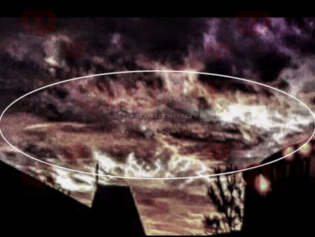 Извънземни над САЩ, снимаха гигантска летяща чиния над Тесла