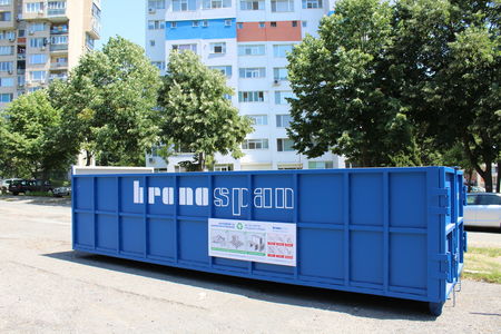 Над 20 тона стари мебели и опаковки събра кампанията на Кроношпан за рециклиране на дървесина