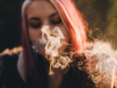 Сгащиха 17-годишна бургазлийка с марихуана в жк. "Зорница"