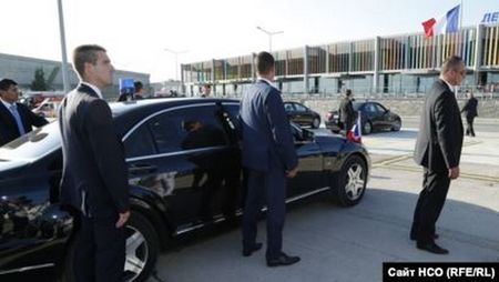 Кола на НСО удари друг автомобил в Пловдив