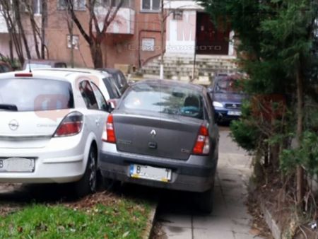 Нагло паркиране във Варна като в комедиен сериал