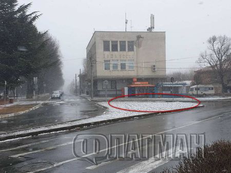 Защо ремонт на път в центъра на Сунгурларе вбеси кмета д-р Георги Кенов