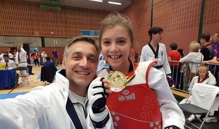 Бургазлийката Никол Христова спечели 4 медала на силен турнир по таекуондо в Германия