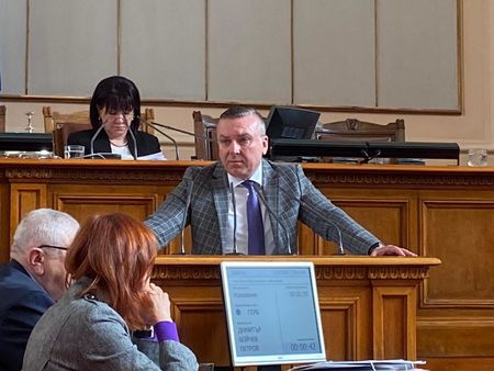 Депутатът Димитър Бойчев: Без съгласие от съседи за регистрация на апартаменти или стаи за гости