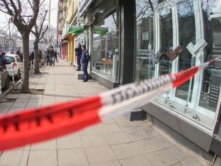 Синът на скулптора Георги Чапкънов е арестуван за банковия обир в София
