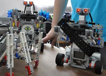 Атрактивното състезание по роботика „ROBO CHALLENGE“ се завръща през март