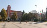 Пиян псува и заплашва хора с нож, нападна и полицай