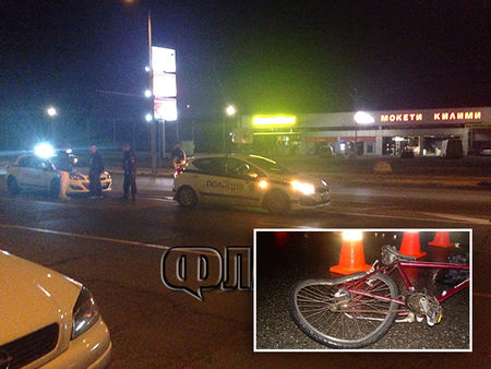 Автомобил отнесе възрастен колоездач, пресичал неправилно пътното платно в Бургас