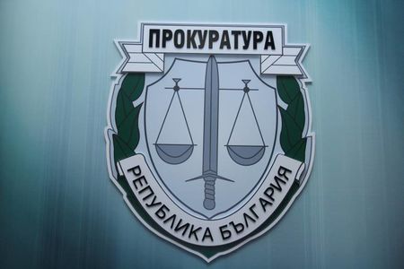 Прокуратурата се самосезира, проверява твърденията на „Ел Периодико“