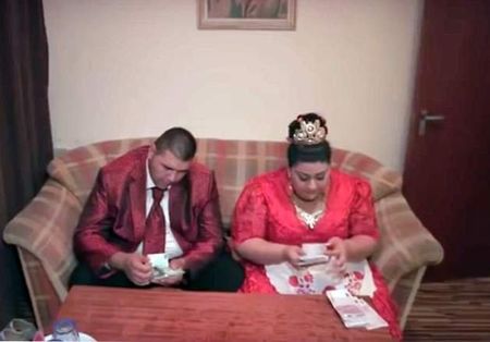 Селски кмет дава 1000 лв. , ако се ожениш до 8 март