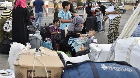 Турция няма да спира сирийските бежанци, поели към Европа