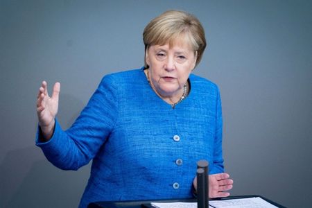 Меркел не е готова да приема мигранти