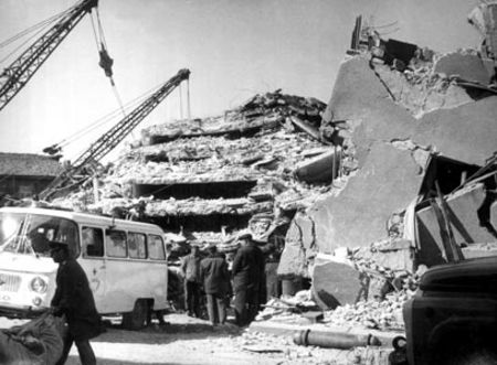 Опустошително земетресение срина Свищов със земята преди точно 43 години