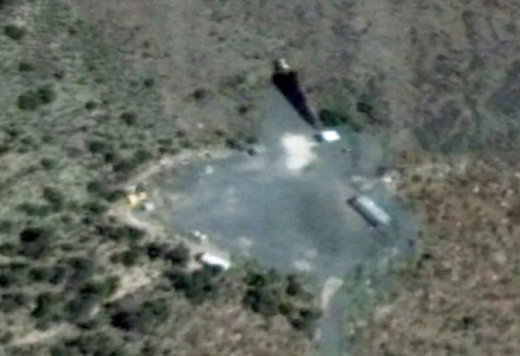 Потребител на Google Earth откри входа в най-тайната база на Земятa