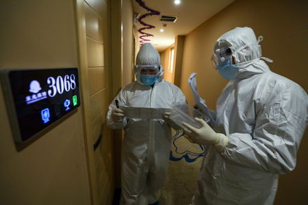 Китайски топексперт посочи кога ще утихне епидемията от COVID-19