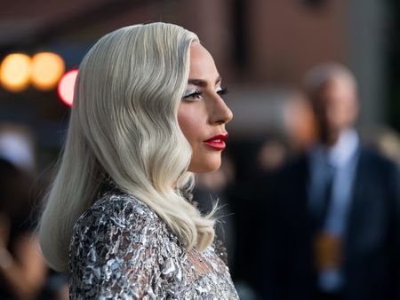 Лейди Гага с призив: Да си самоналожим карантина