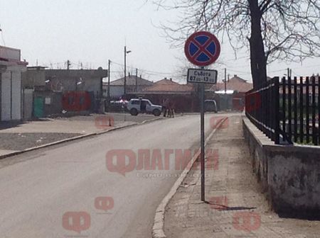 Полиция заварди циганите в Нова Загора