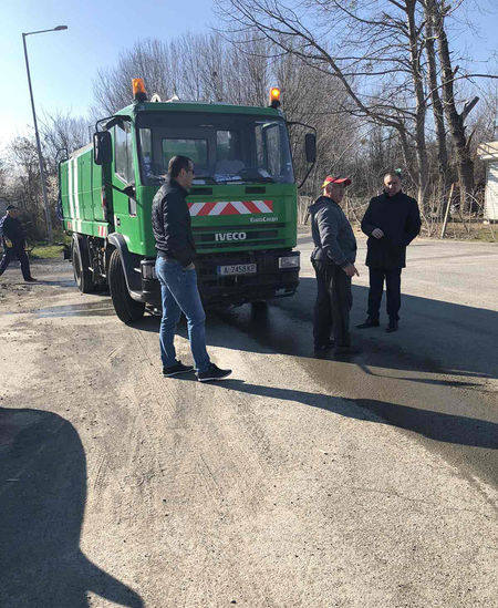 Кметът Николай Димитров инспектира дезинфекционните дейности в Несебър