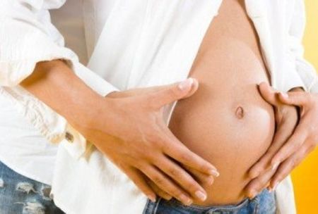 Какво трябва да знаят бременните във връзка с разпространението на COVID-19 в България