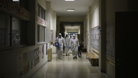 13 са жертвите на коронавируса в Гърция