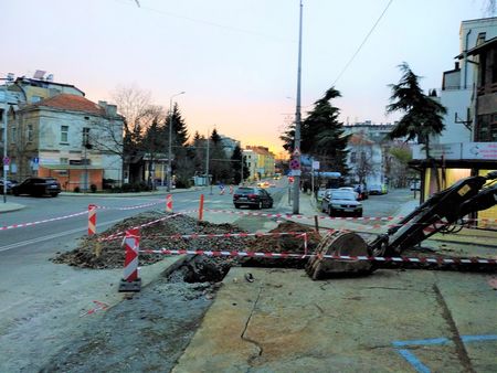 Продължават ремонтите по бул. „Булаир“ и ул. „Цариградска“, ще има промени в движението