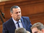 Съпругата на депутата д-р Хасан Адемов с положителна проба за COVID-19