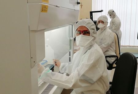В Бургаска област акредитираната лаборатория „ЛИНА” извършва PCR тестове  за COVID-19 (ВИДЕО)