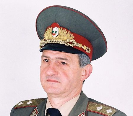 Почина генерал-майор проф. Валери Лазаров