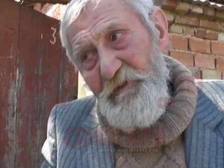 81-годишен поет дари пенсията си на болница