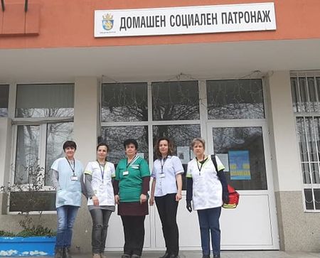 Община Бургас предоставя храна на нуждаещите се чрез различни социални услуги