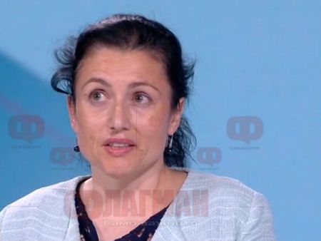 Десислава Танева отговори на обвиненията, че работи за олигарси, не й пукало от клеветите