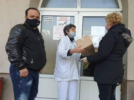 НФСБ с дарение за лекарите и жителите на Дупница, в Котел от патриотите са доброволци