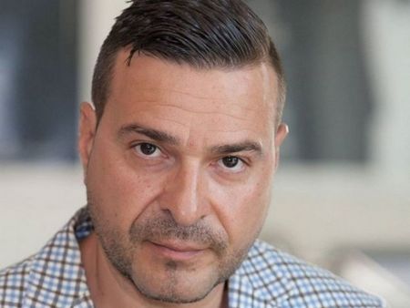 Извънредно! Арестуваха нападателите на журналиста Слави Ангелов