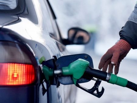 Асоциацията на търговците: Продаването на горива с надценка от 5-6 стотинки на литър е спекула