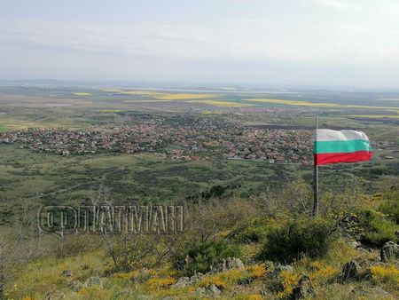 Синоптик обяви какво време ни очаква през май