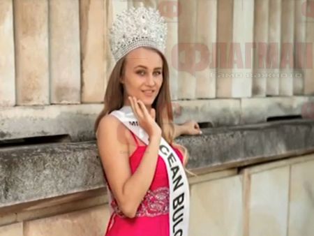 „Мис Оушън България” Моника Русимова дари роклята си за мнима абитуриентка