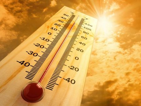 Майска жега: Температури до 37°С и силен югозападен вятър
