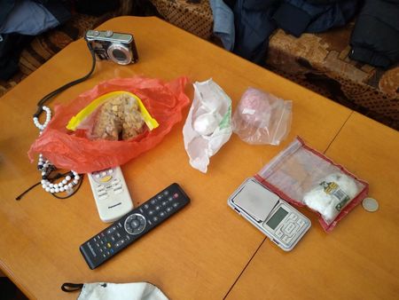 Арестуваха 22-годишния дилър Деян Петров! Откриха цялата Менделеева таблица в дома му