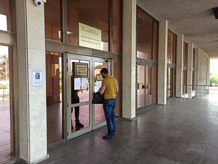 Районен съд – Бургас прилага мерките при извънредната епидемична обстановка в полза на гражданите