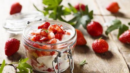 Как да приготвите: Маскарпоне с ягоди по рецепта на Пинк