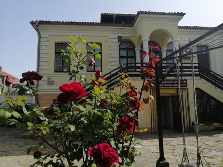Всички експозиции на РИМ-Бургас ще работят извънредно на 24 май