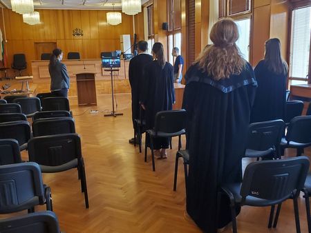 Новите съдебни заседатели в Малко Търново се заклеха онлайн