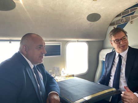 Борисов и сръбският президент Вучич инспектираха от птичи поглед АМ „Европа“
