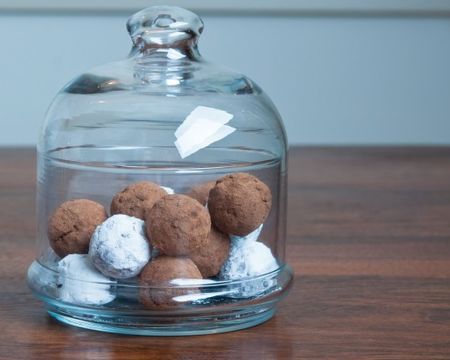 Как се правят домашни шоколадови бонбони